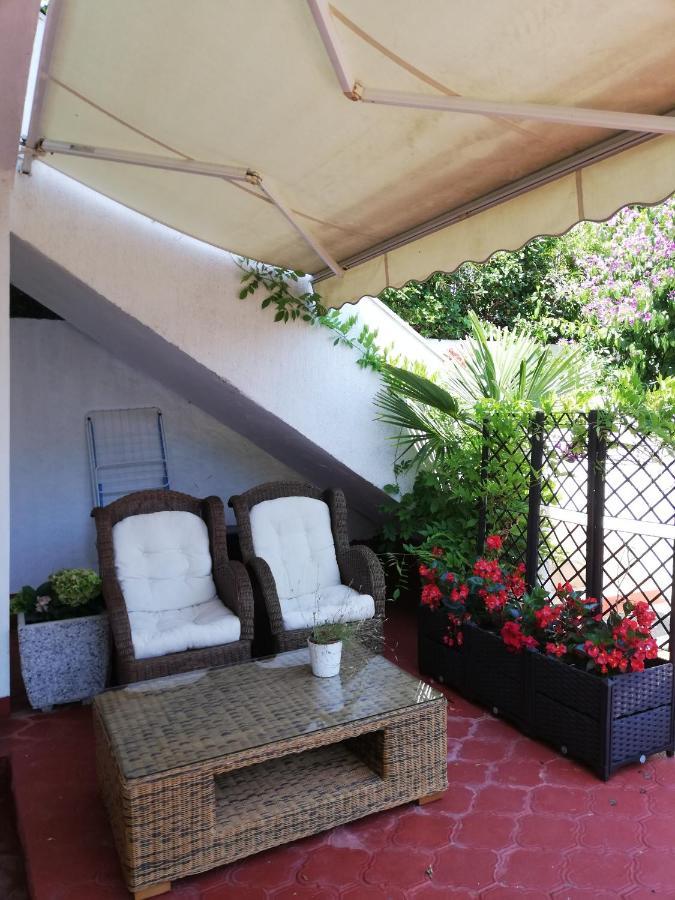 Poretti For 2,in Center Parking Free In The Yard,6 Min Walk Apartment