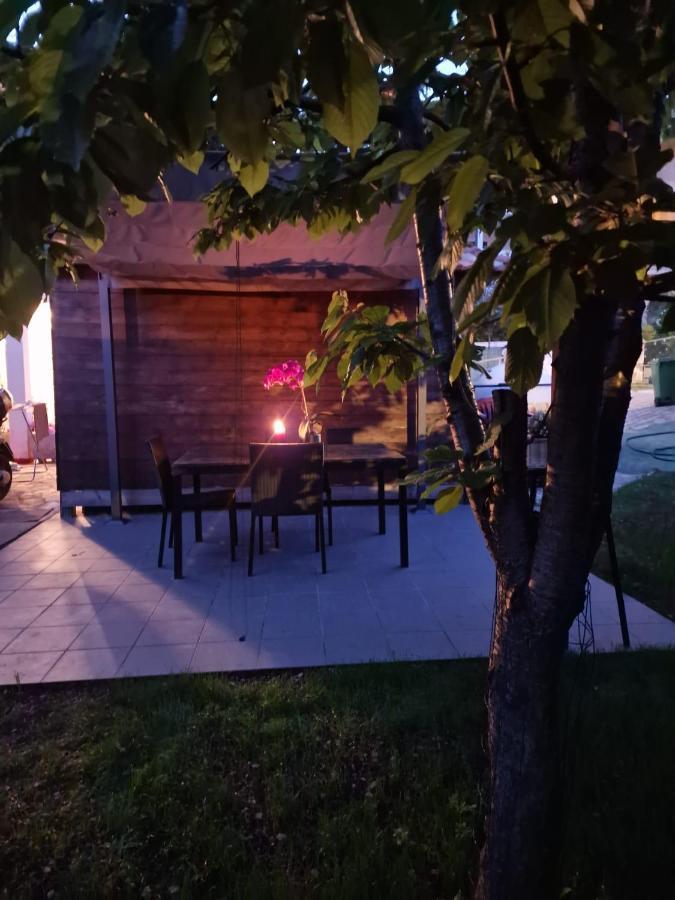 Poretti For 2,in Center Parking Free In The Yard,6 Min Walk Rovinj