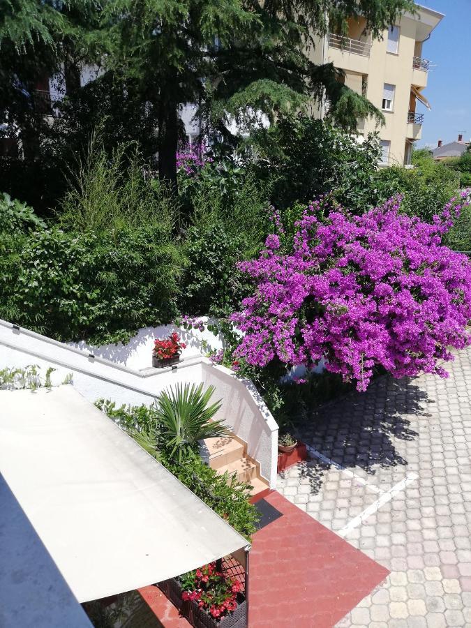 Poretti For 2,in Center Parking Free In The Yard,6 Min Walk Apartment *