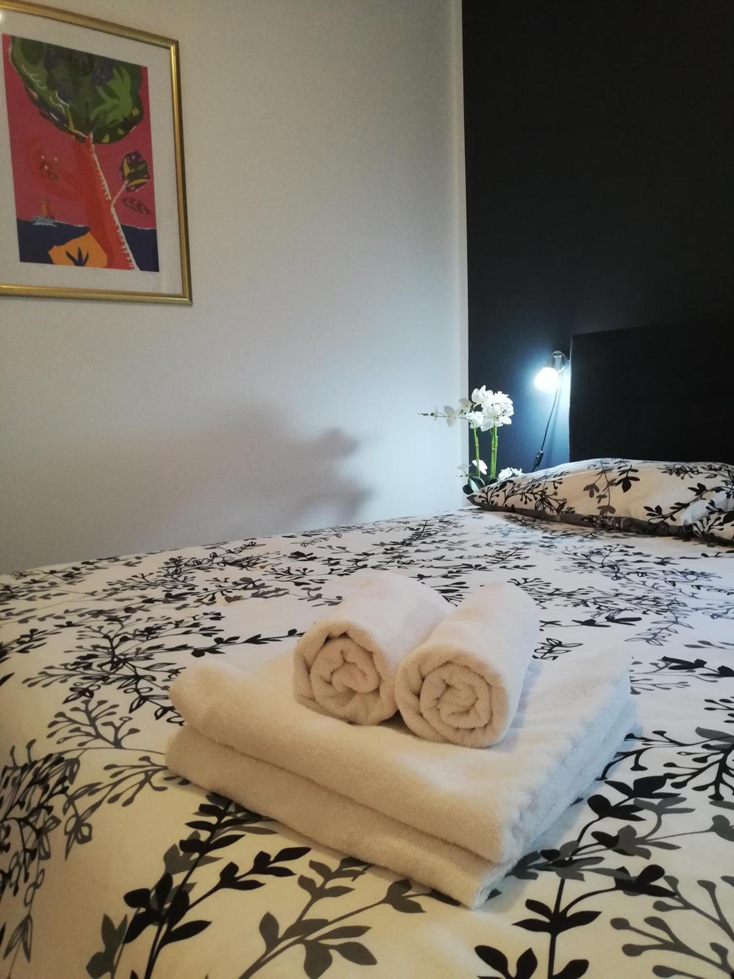 Poretti For 2,in Center Parking Free In The Yard,6 Min Walk Rovinj