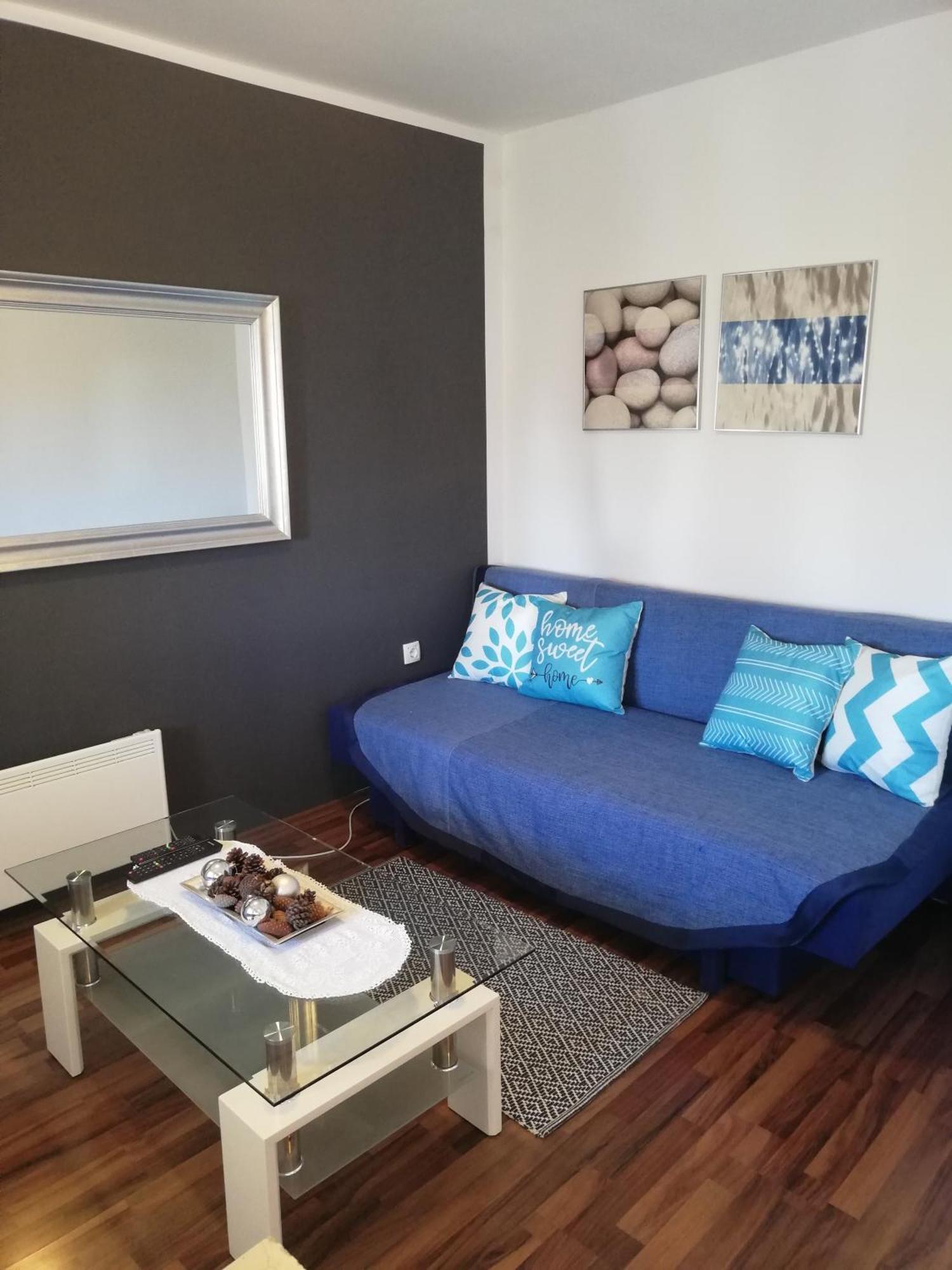 Poretti For 2,in Center Parking Free In The Yard,6 Min Walk Apartment *